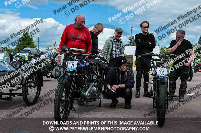 Vintage motorcycle club;eventdigitalimages;no limits trackdays;peter wileman photography;vintage motocycles;vmcc banbury run photographs